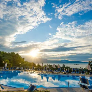 https://hotel-belvedere-manerba.it-lombardy.com