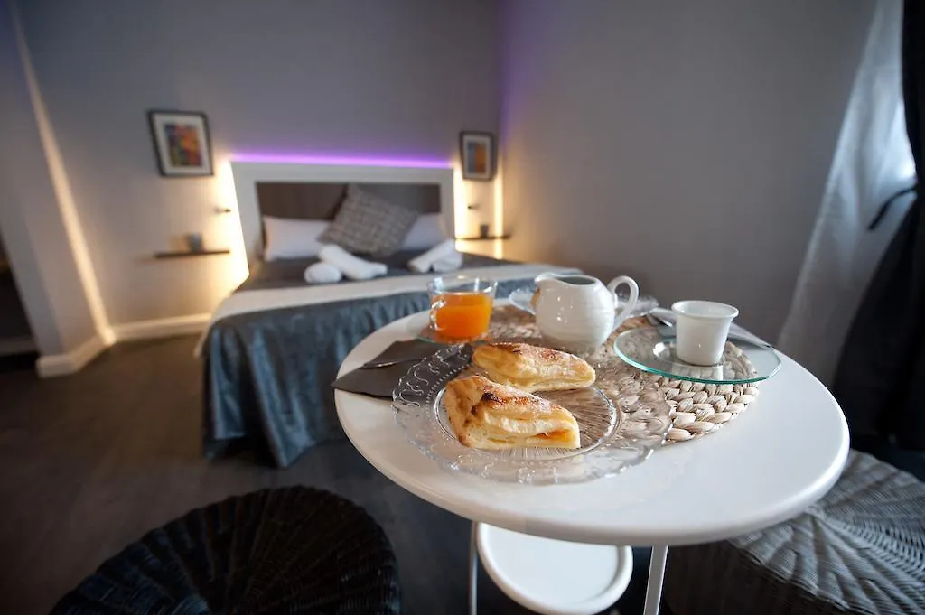 Viaflorio B&B Παλέρμο Bed and Breakfast